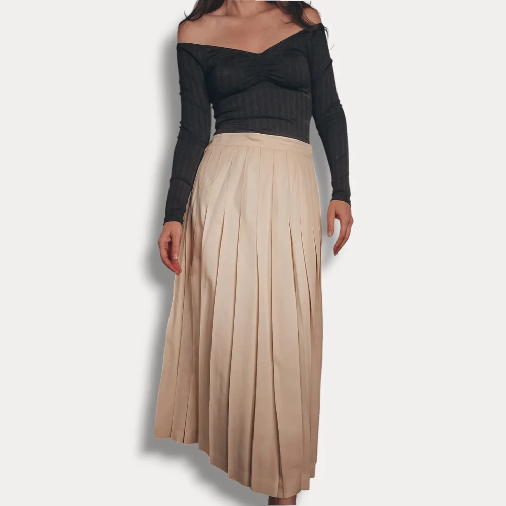 70s Brooks Brothers Pleated Wool Maxi Skirt - Cream (S) - Picture 2 of 10